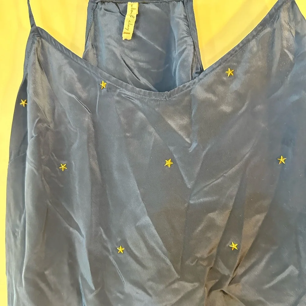 Willow & Clay Navy with Gold Metal Stars on Front Sleeveless Tank, size Large - Picture 5 of 9